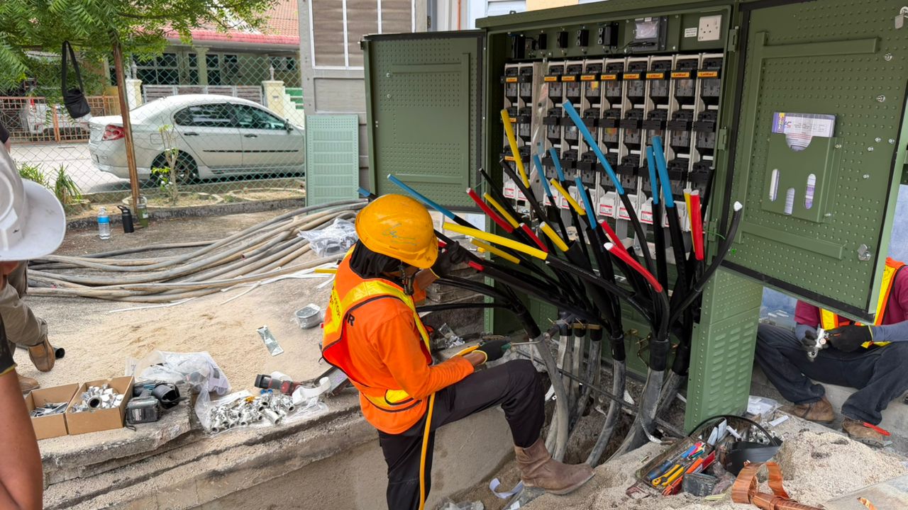 Residential underground cable and feeder pillar installation in Penang